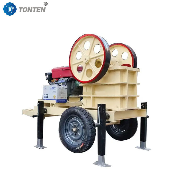Diesel Mobile Jaw Crusher Concrete Stone Crusher Machine For Mineral